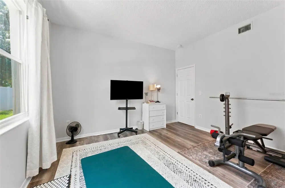 15629 EASTBOURN DRIVE Odessa, FL 33556