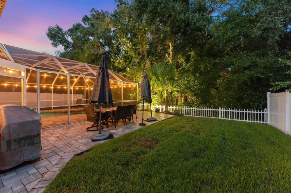 15629 EASTBOURN DRIVE Odessa, FL 33556