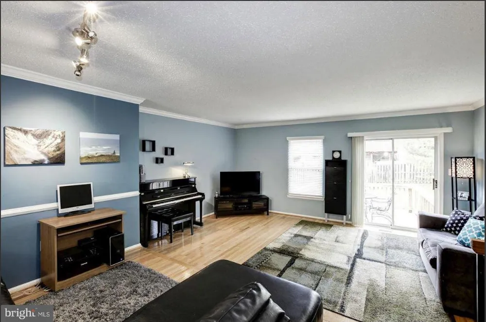 13915 GUNNERS PLACE Centreville, VA 20121