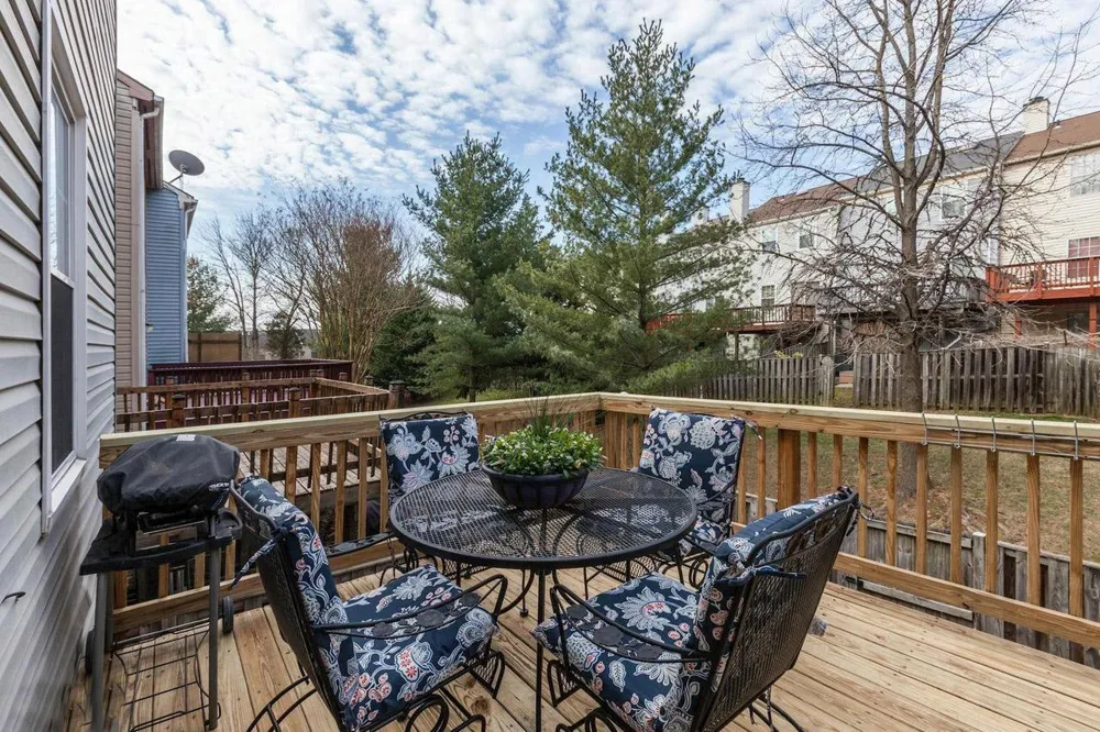 13915 GUNNERS PLACE Centreville, VA 20121
