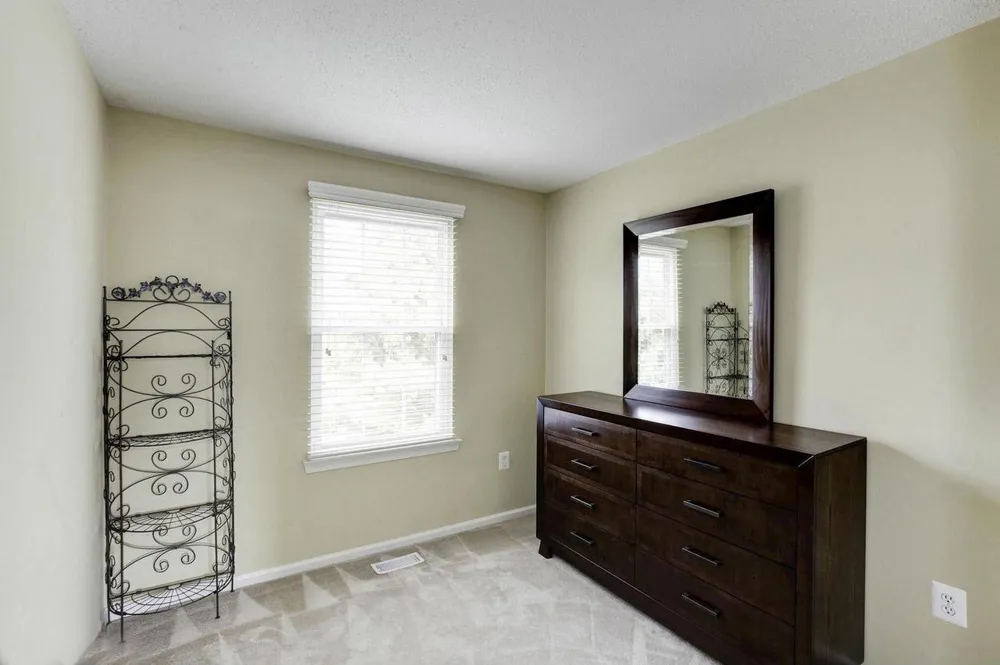 13915 GUNNERS PLACE Centreville, VA 20121