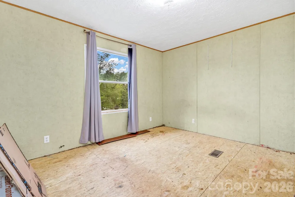 12 Green Cove Lane Alexander, NC 28701