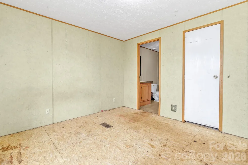 12 Green Cove Lane Alexander, NC 28701