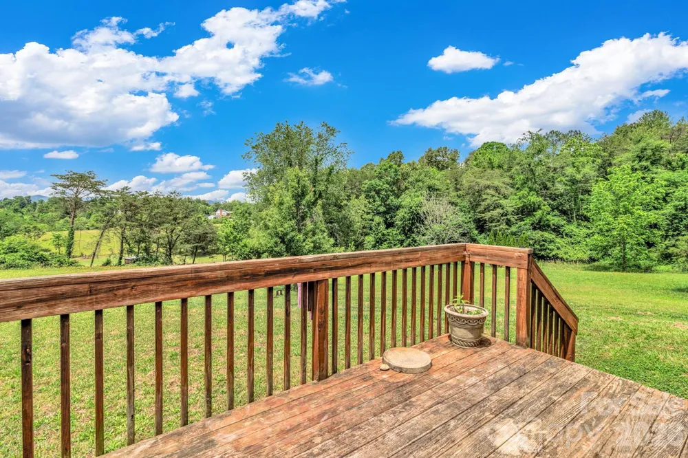 12 Green Cove Lane Alexander, NC 28701