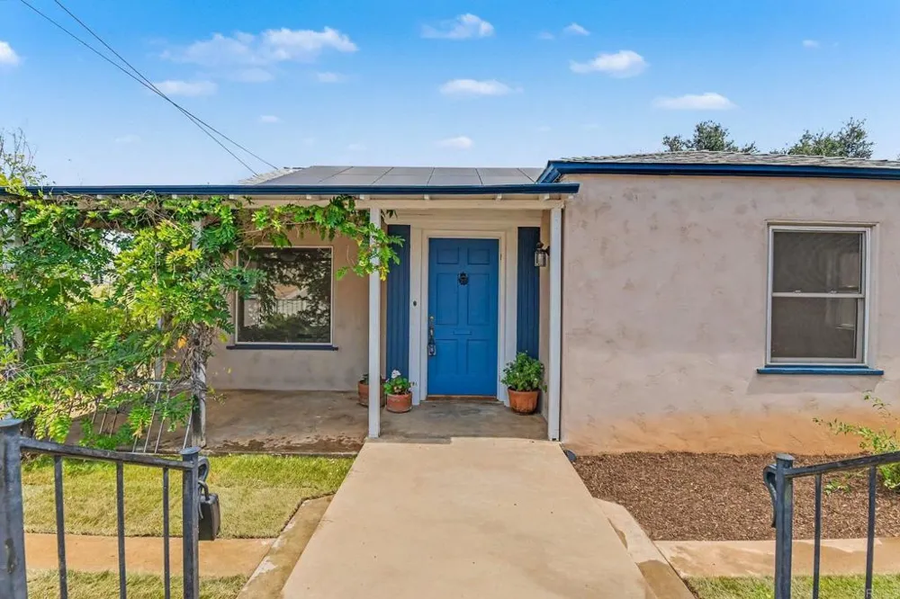 950 S Grade Road Alpine, CA 91901