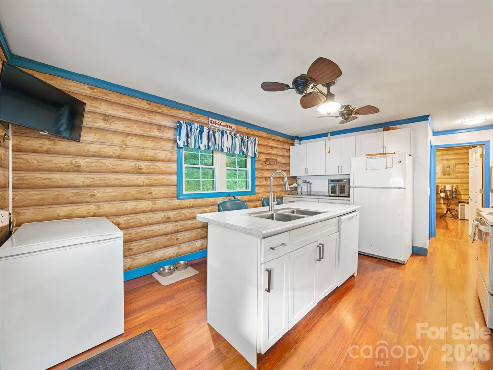 232 Langford Branch Road Burnsville, NC 28714