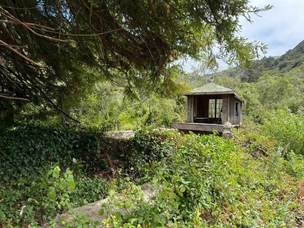 39350 Coast Road Big Sur, CA 93920