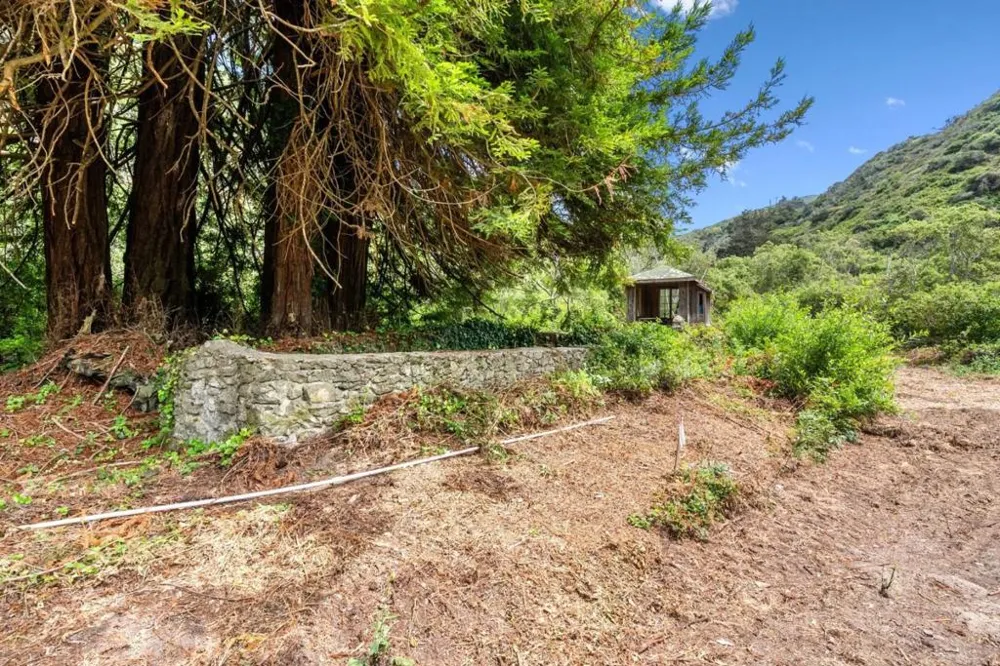 39350 Coast Road Big Sur, CA 93920