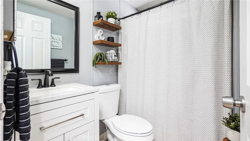 20806 Gridley Road #48A Lakewood, CA 90715