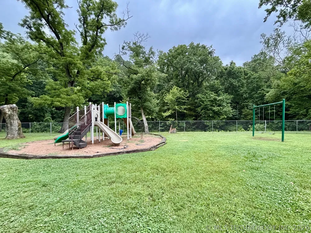 433 Deer Path Road Kansas, OK 74347