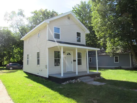 1200 4th Street