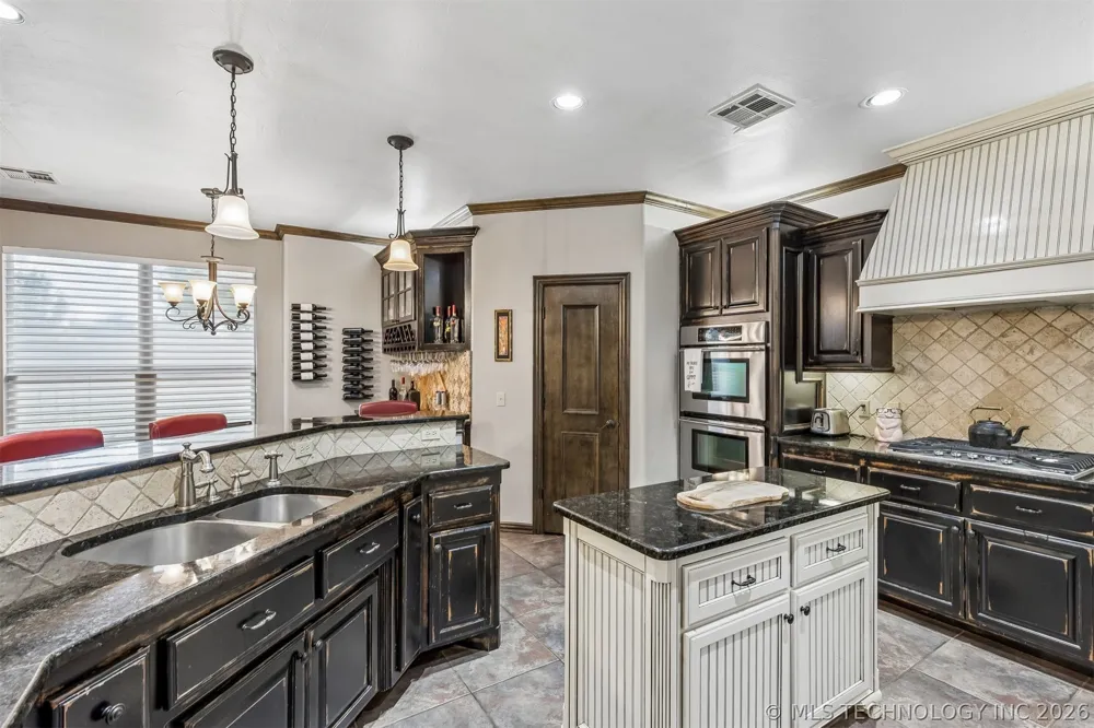 2901 Alyssum Edmond, OK 73034