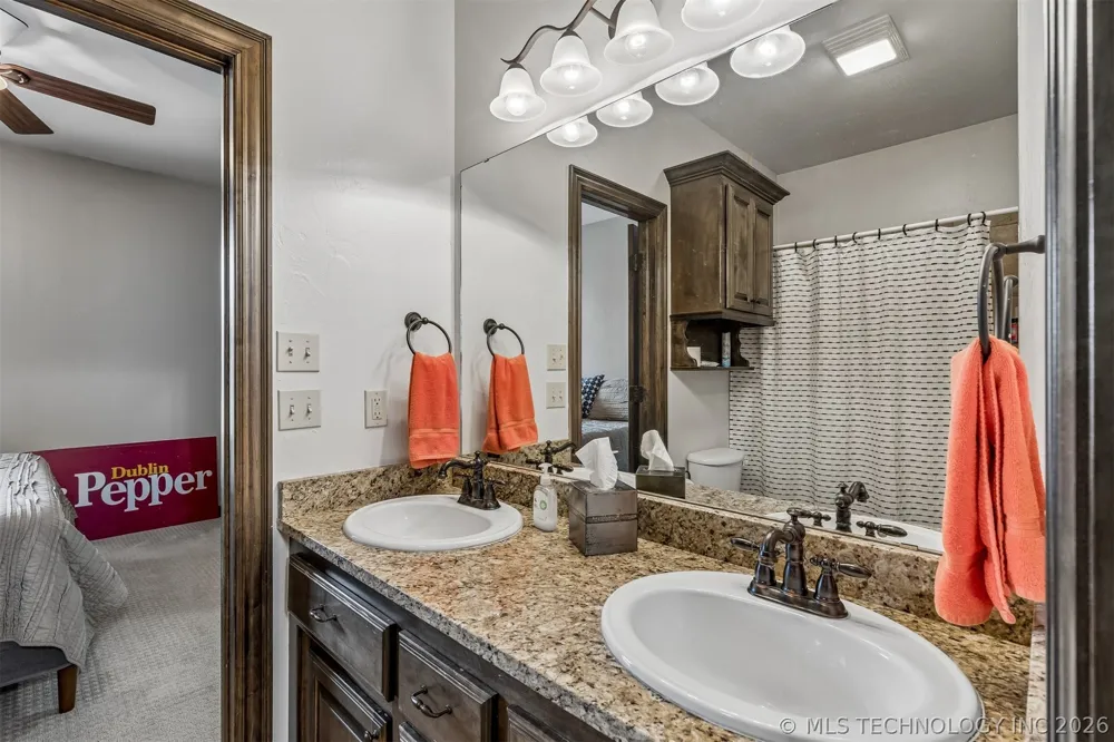 2901 Alyssum Edmond, OK 73034