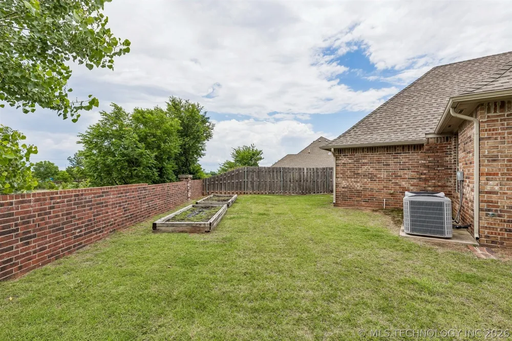 2901 Alyssum Edmond, OK 73034