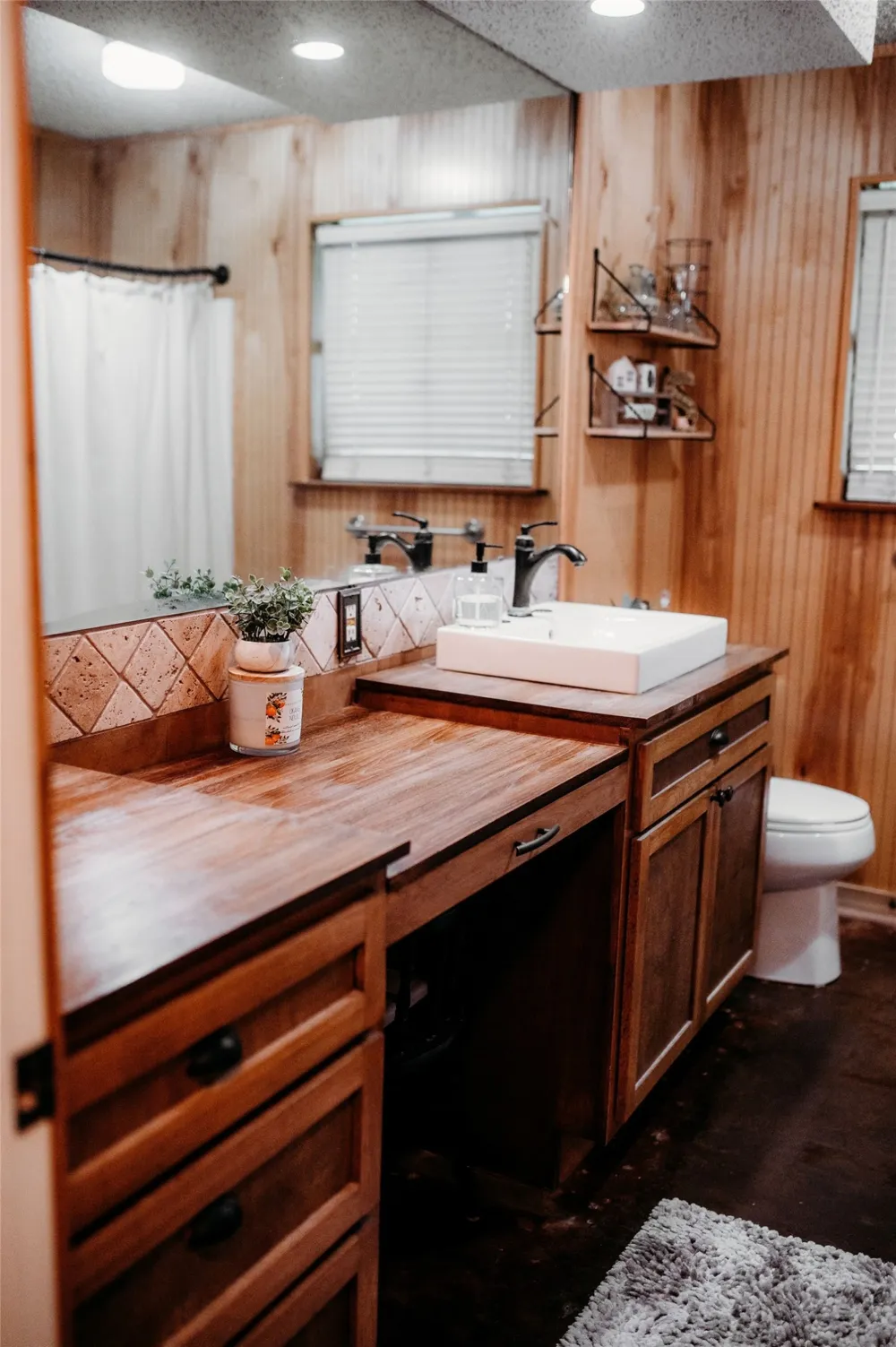 408 County Road 2200 Ivanhoe, TX 75447