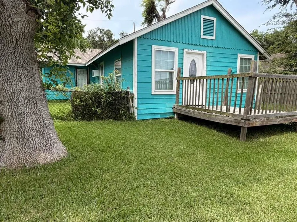 3226 Arkansas Street Baytown, TX 77520