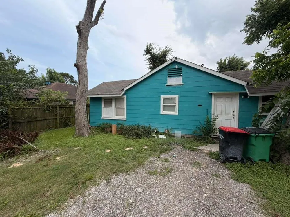 3226 Arkansas Street Baytown, TX 77520