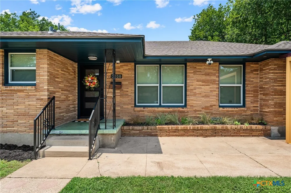 2208 44th Street Waco, TX 76710