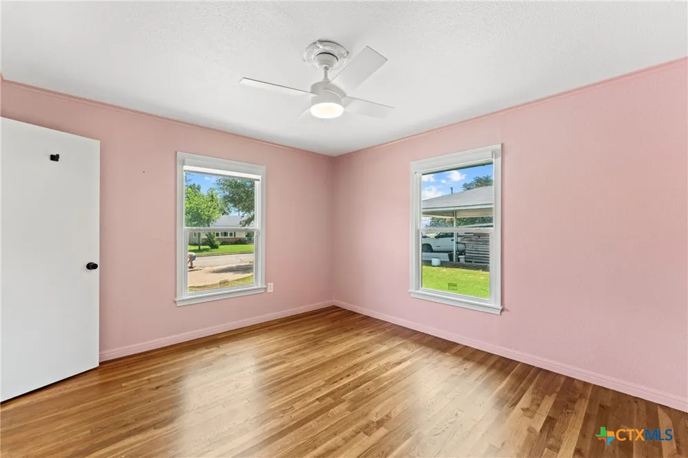 2208 44th Street Waco, TX 76710