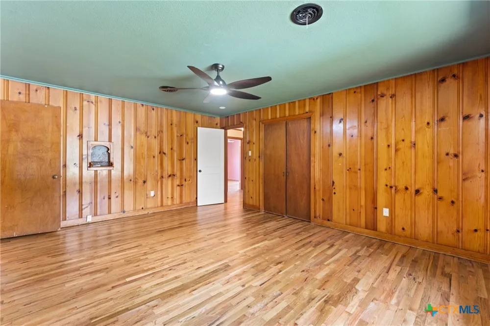 2208 44th Street Waco, TX 76710