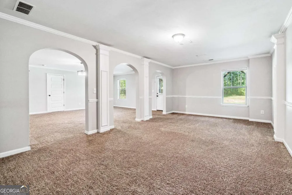2214 Golden Eagle DR Locust Grove, GA 30248