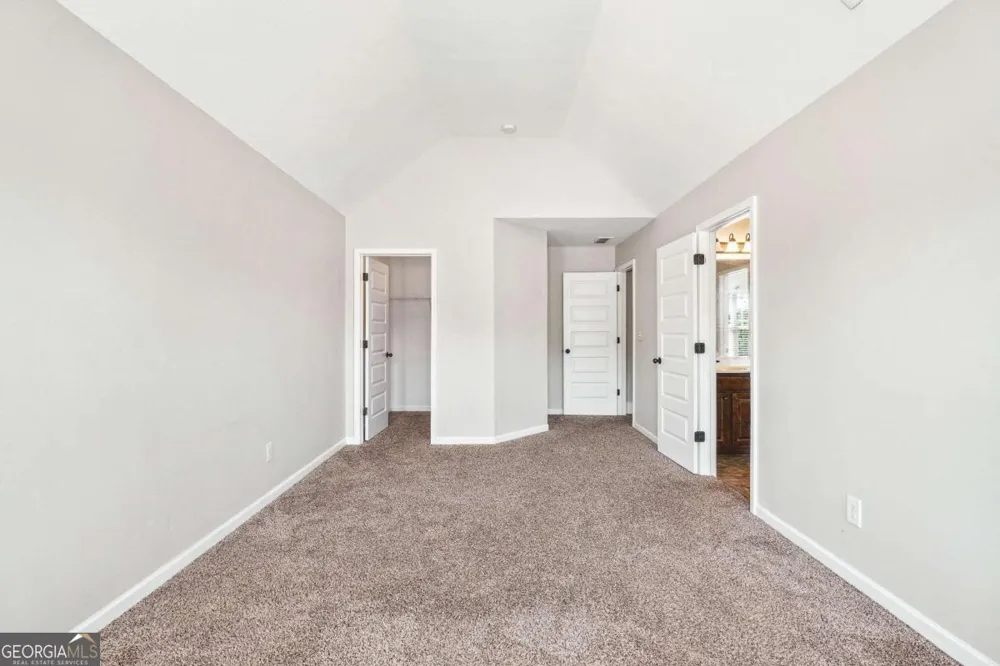 2214 Golden Eagle DR Locust Grove, GA 30248