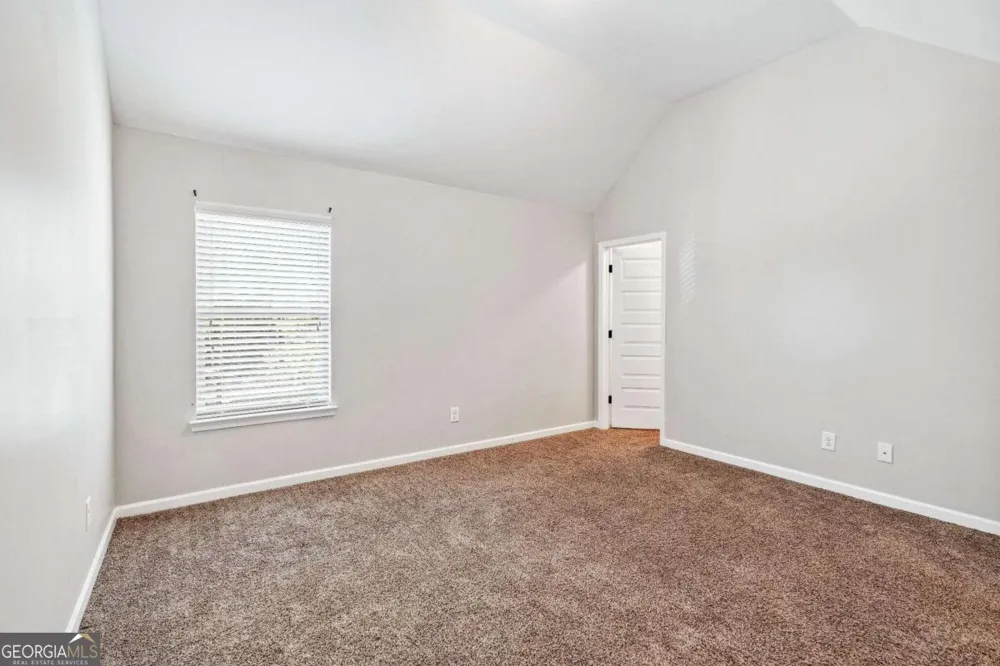 2214 Golden Eagle DR Locust Grove, GA 30248