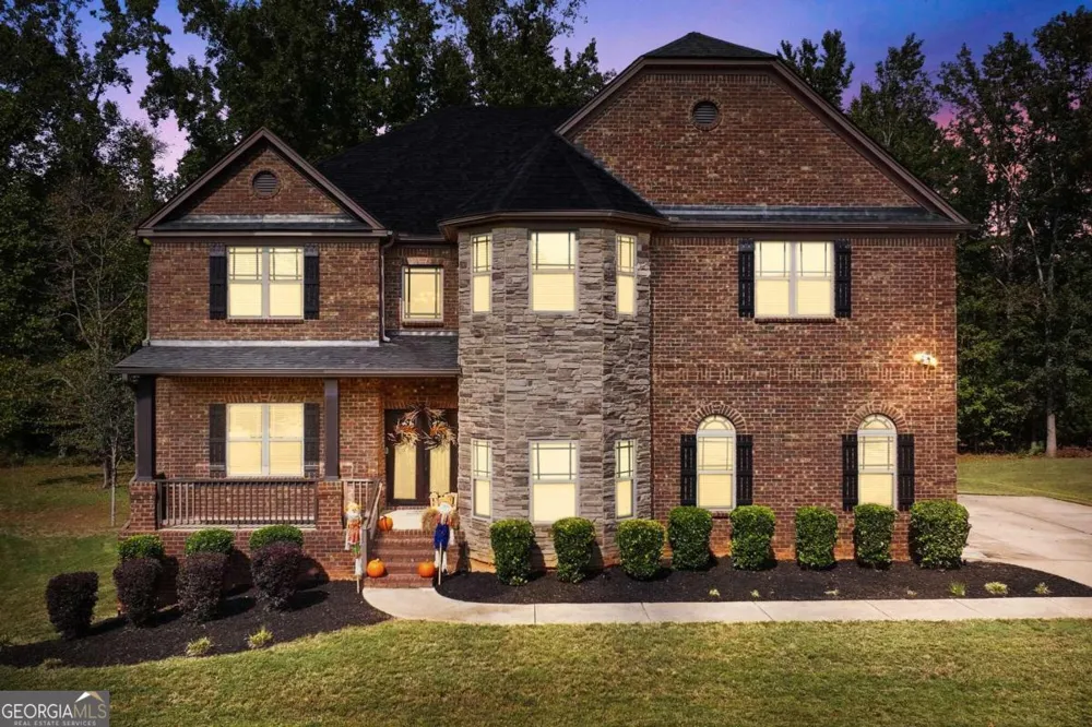 2214 Golden Eagle DR Locust Grove, GA 30248