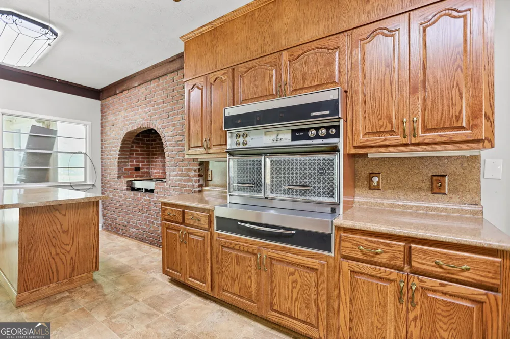 17834 Main ST Woodbury, GA 30293