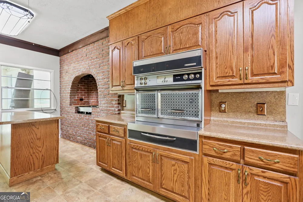 17834 Main ST Woodbury, GA 30293