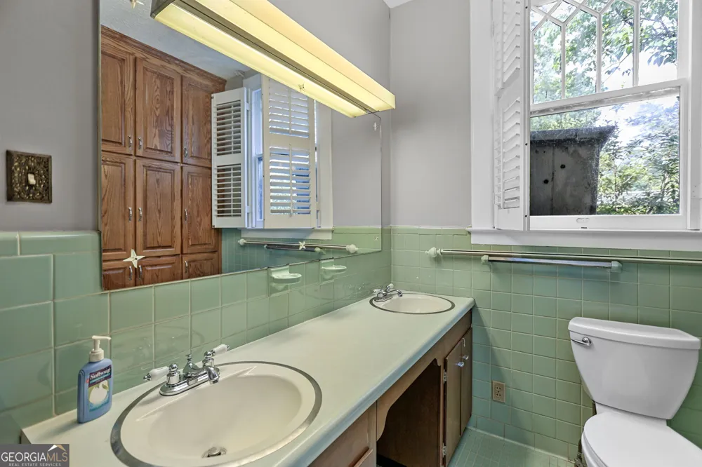 17834 Main ST Woodbury, GA 30293