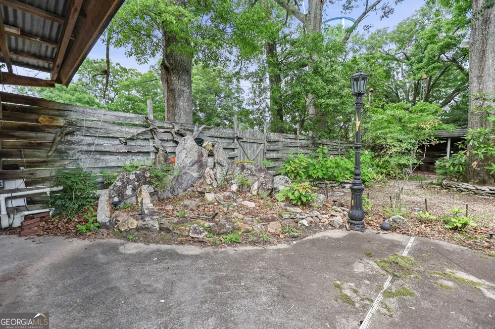17834 Main ST Woodbury, GA 30293