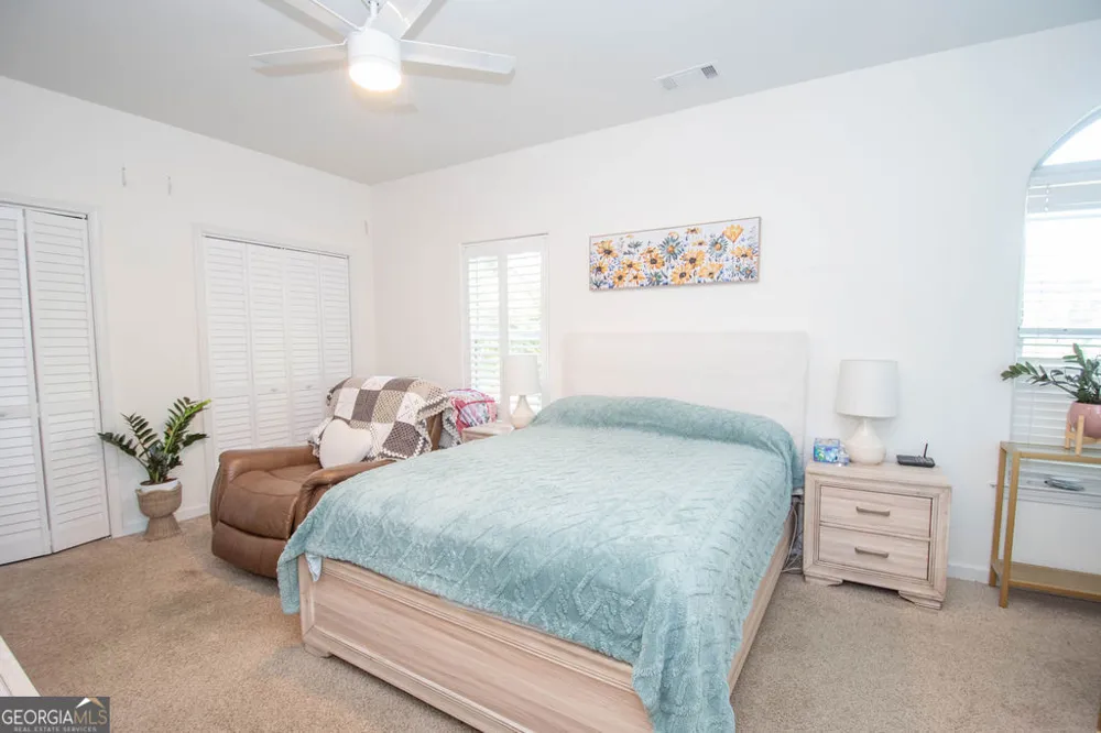 115 Hazelridge LN Sharpsburg, GA 30277