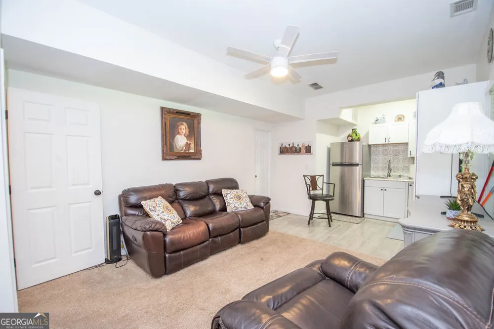 115 Hazelridge LN Sharpsburg, GA 30277