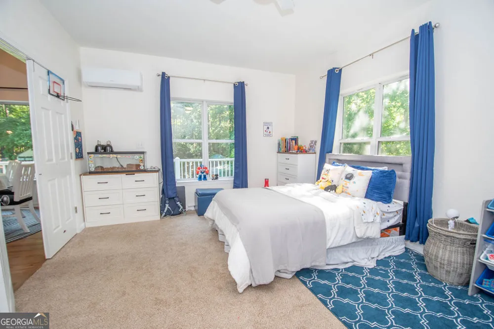 115 Hazelridge LN Sharpsburg, GA 30277