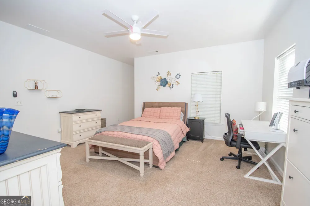 115 Hazelridge LN Sharpsburg, GA 30277
