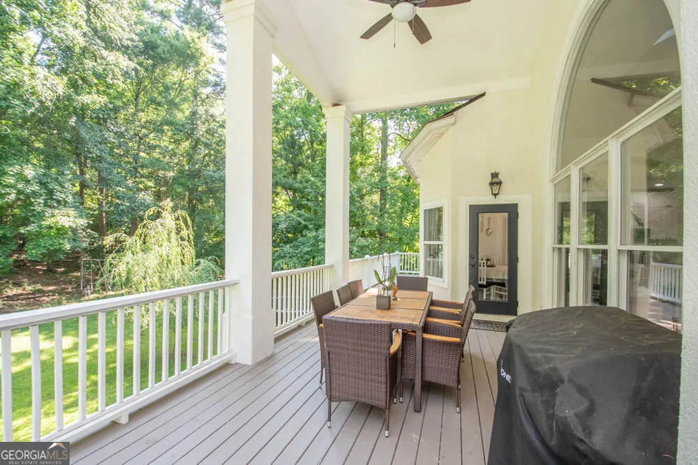 115 Hazelridge LN Sharpsburg, GA 30277