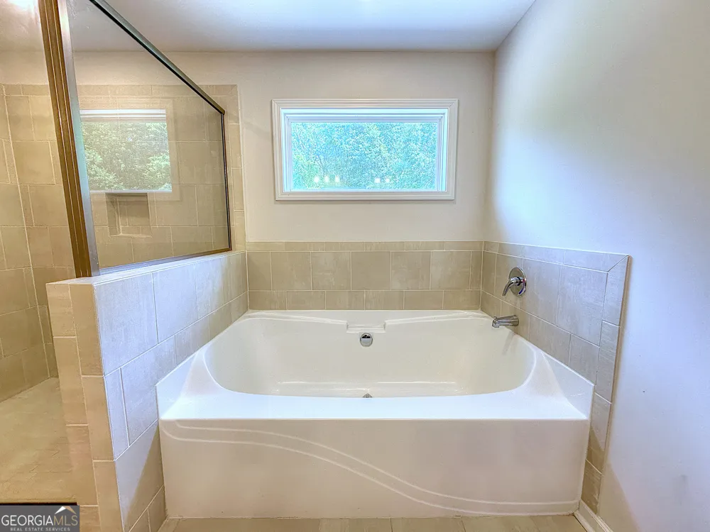 371 Hillcrest RD Hogansville, GA 30230