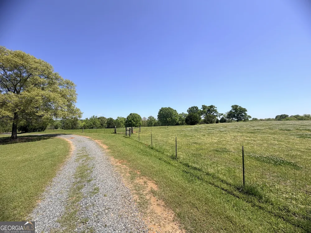 11190 Treadwell RD Forsyth, GA 31029