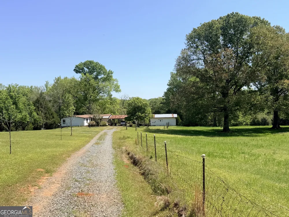 11190 Treadwell RD Forsyth, GA 31029