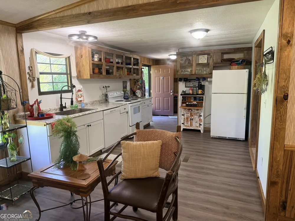11190 Treadwell RD Forsyth, GA 31029