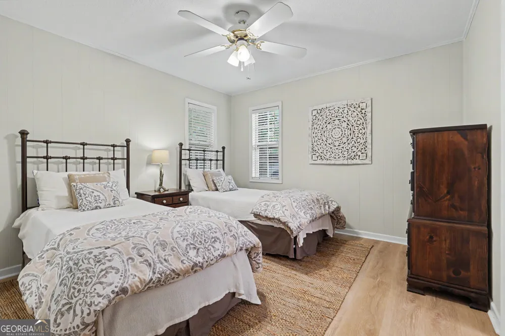 5637 Murray Cove RD Tiger, GA 30576