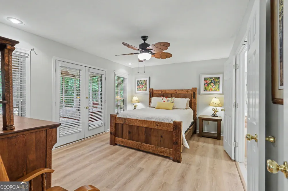 5637 Murray Cove RD Tiger, GA 30576