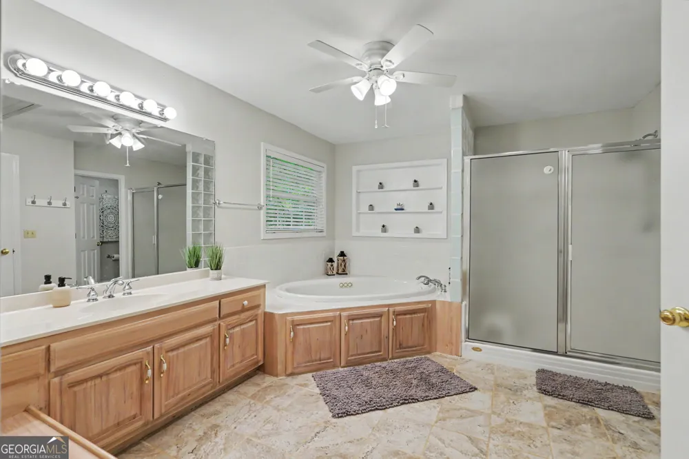 5637 Murray Cove RD Tiger, GA 30576