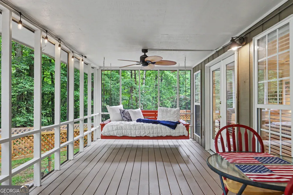 5637 Murray Cove RD Tiger, GA 30576