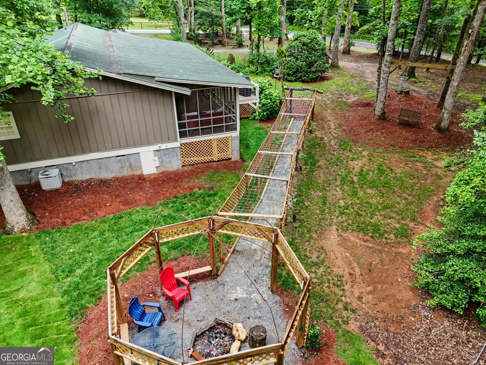 5637 Murray Cove RD Tiger, GA 30576