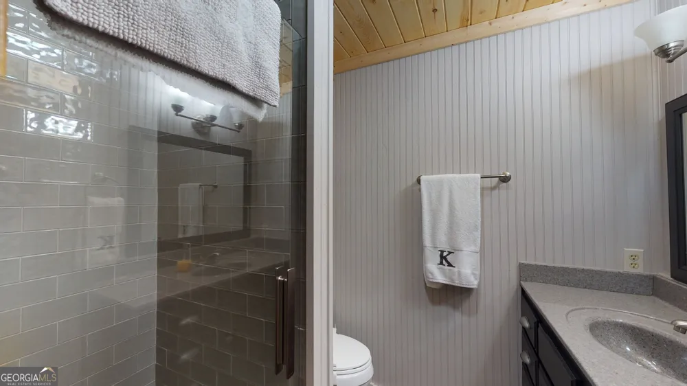 1449 Muskrat Creek RD Hayesville, NC 28904