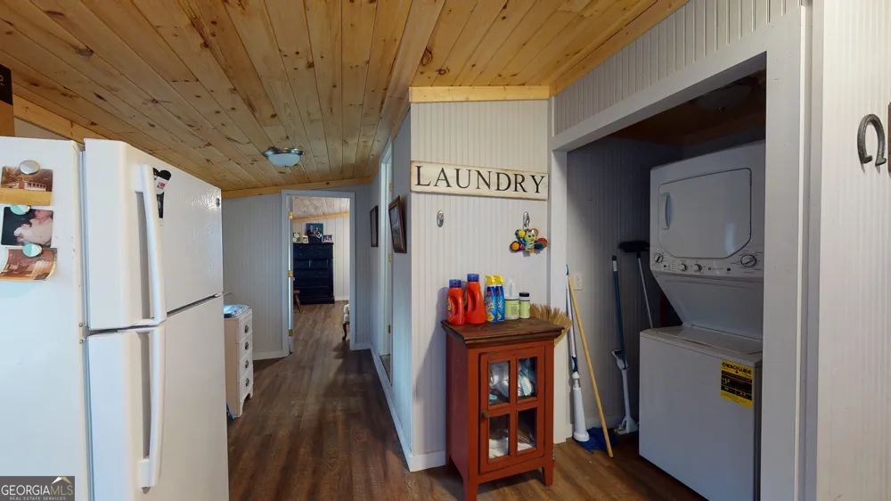 1449 Muskrat Creek RD Hayesville, NC 28904