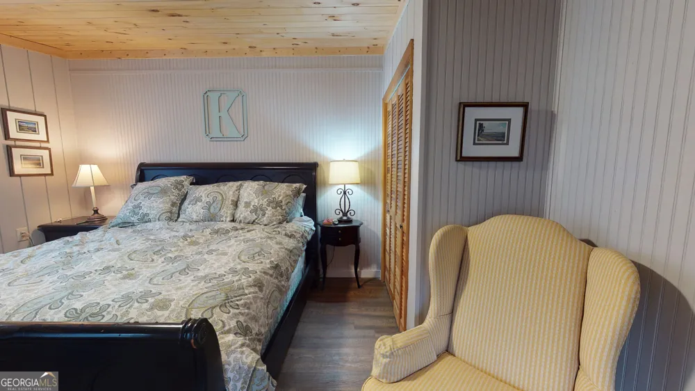 1449 Muskrat Creek RD Hayesville, NC 28904