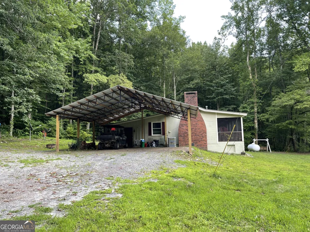 1449 Muskrat Creek RD Hayesville, NC 28904